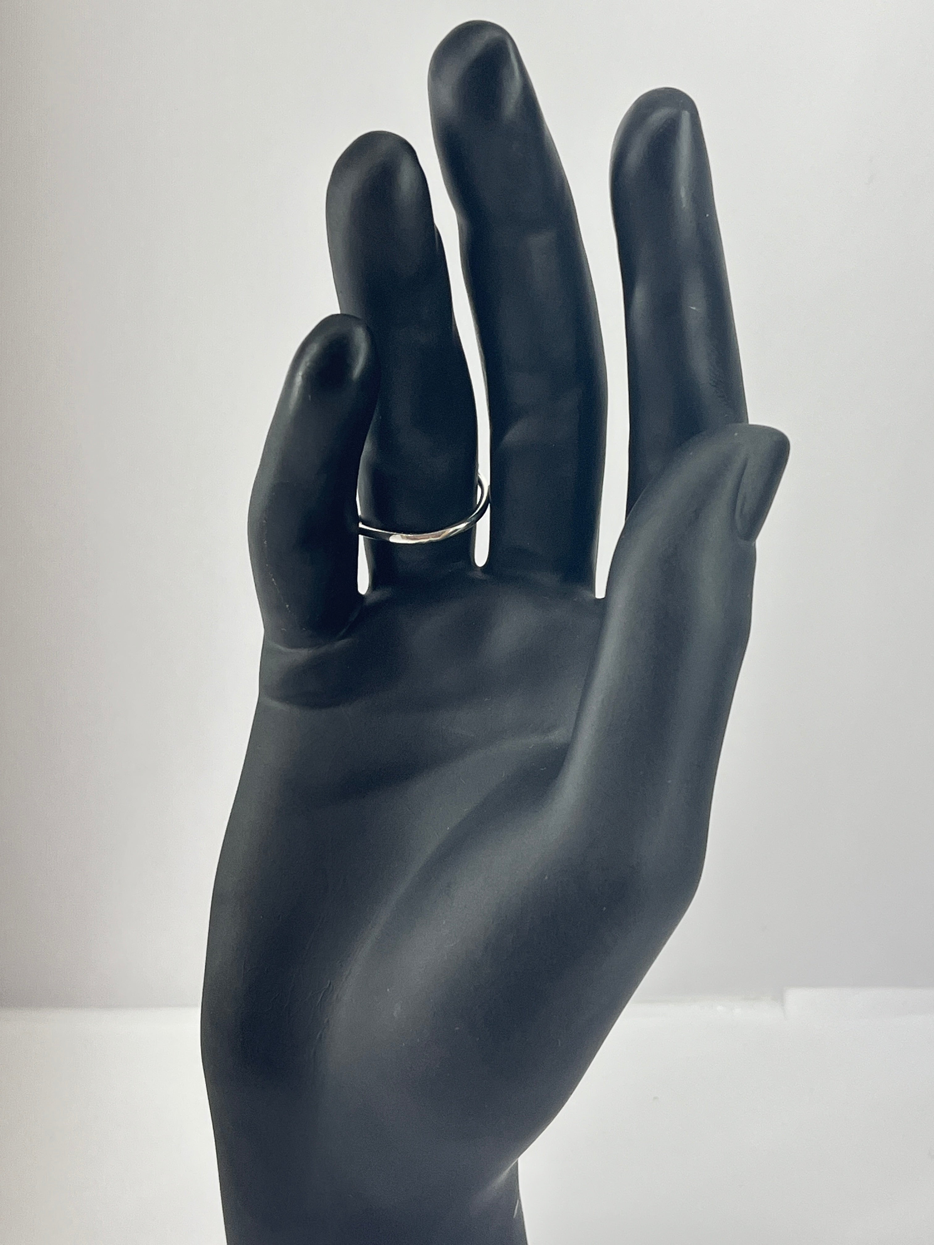 ANILLO HOJA DE OLIVIO CON CIRCONES